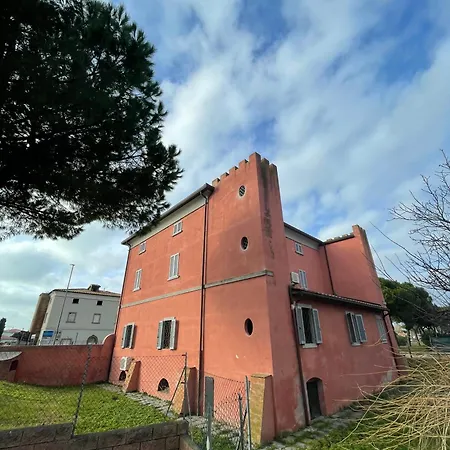 Le Due Torri * Vada